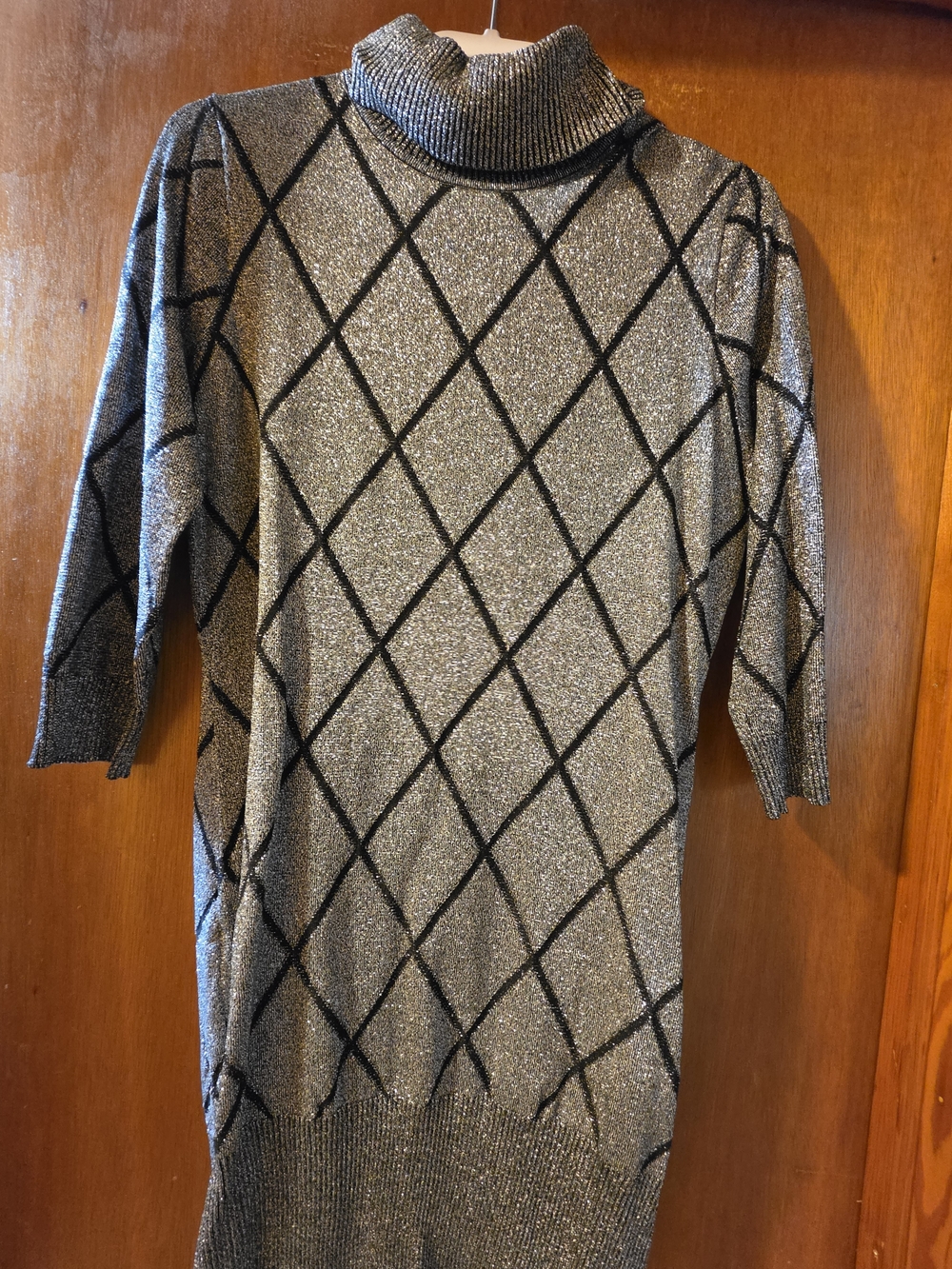 VENUS Metallic Turtleneck Top in Silver and Black